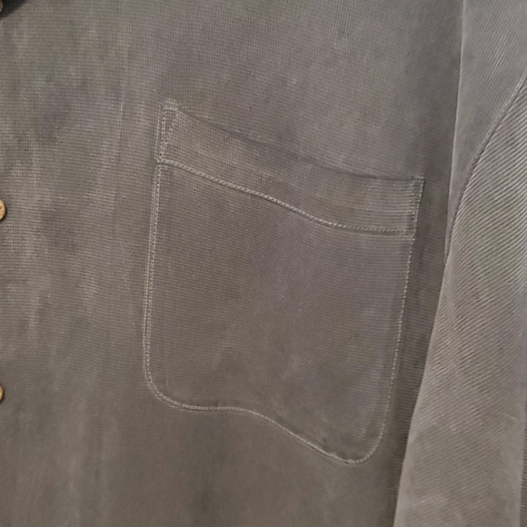 Tommy Bahama Black Silk Button Down Short Sleeve - Picture 5 of 7